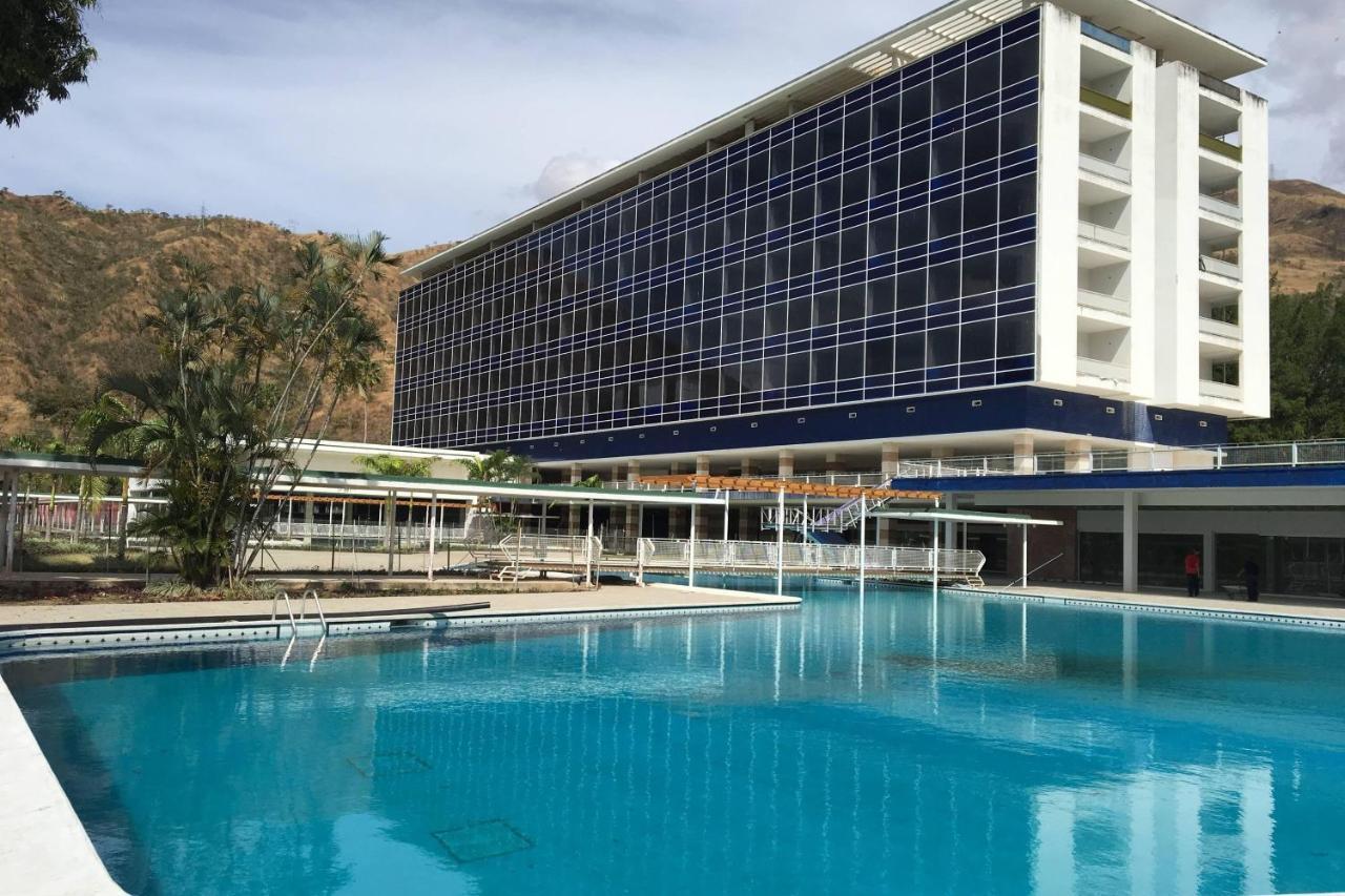 แมริออท มาราไกย์ กอล์ฟ รีสอร์ต Hotel Maracay ภายนอก รูปภาพ