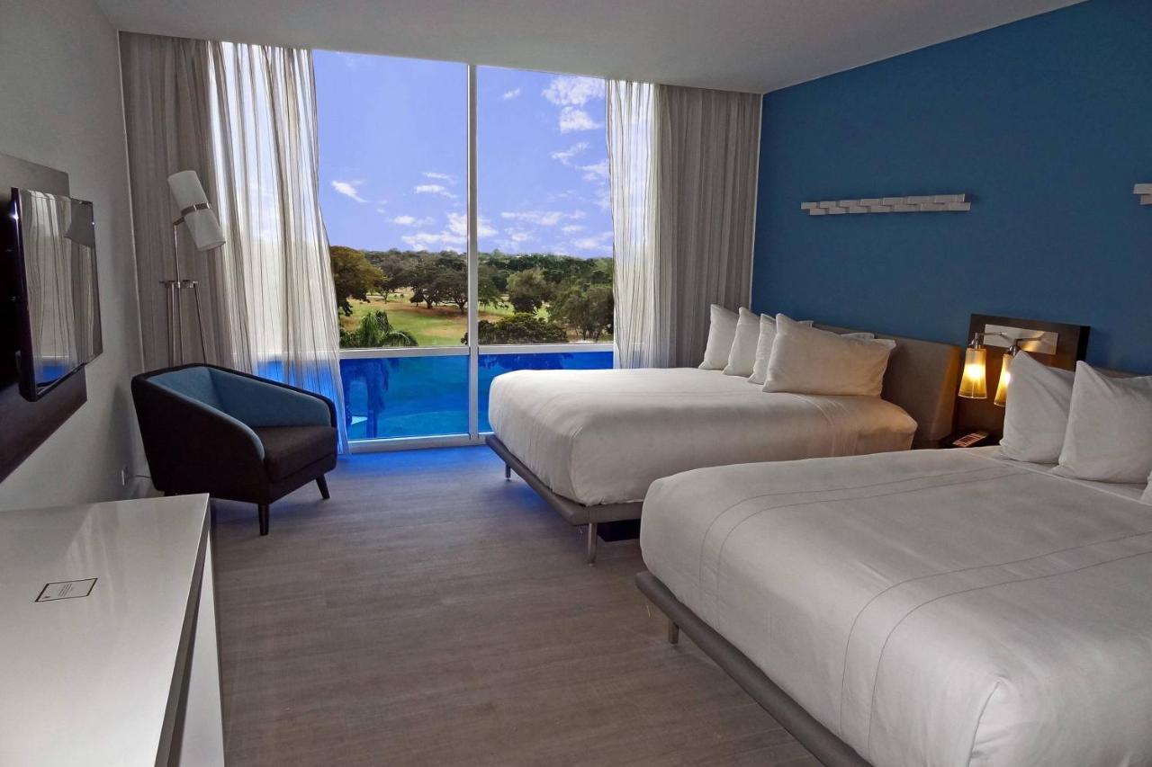 แมริออท มาราไกย์ กอล์ฟ รีสอร์ต Hotel Maracay ภายนอก รูปภาพ