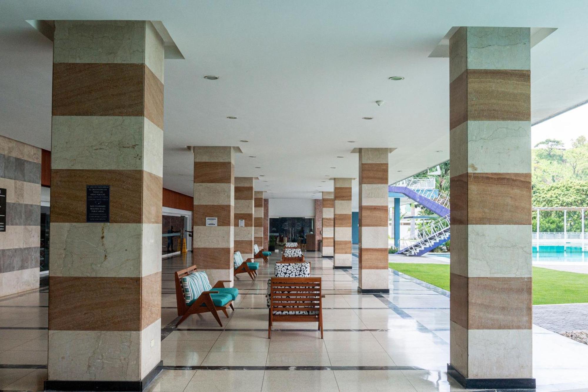 แมริออท มาราไกย์ กอล์ฟ รีสอร์ต Hotel Maracay ภายนอก รูปภาพ